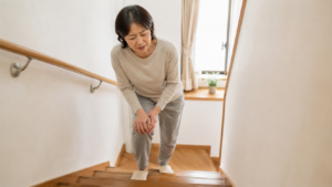 膝の痛み　運動不足01